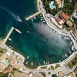 Villa Xanthe By Posarellivillas *