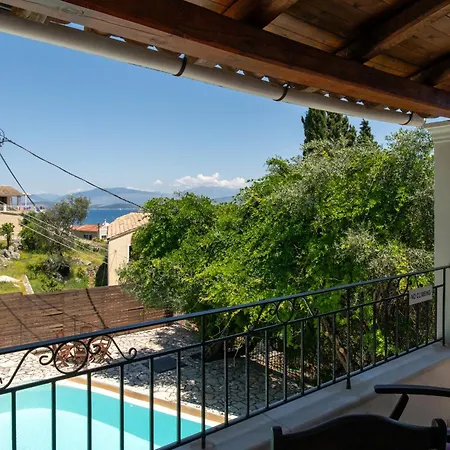 Villa Xanthe - Charming Holiday Villa With Private Heatable Pool In Kassiopi וילה *