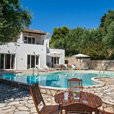 וילה Villa Xanthe - Charming Holiday Villa With Private Heatable Pool In Kassiopi *