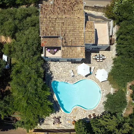Villa Xanthe - Charming Holiday Villa With Private Heatable Pool In Kassiopi וילה קאסיופי