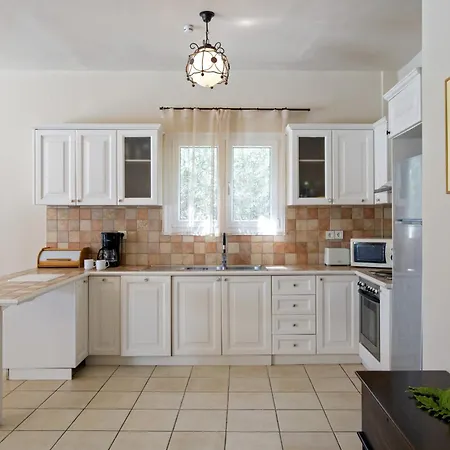 וילה Villa Xanthe - Charming Holiday Villa With Private Heatable Pool In Kassiopi *