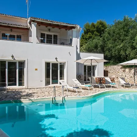 Villa Xanthe - Charming Holiday Villa With Private Heatable Pool In Kassiopi וילה קאסיופי