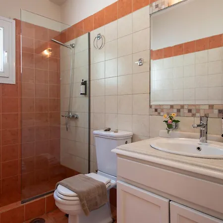 וילה Villa Xanthe - Charming Holiday Villa With Private Heatable Pool In Kassiopi קאסיופי
