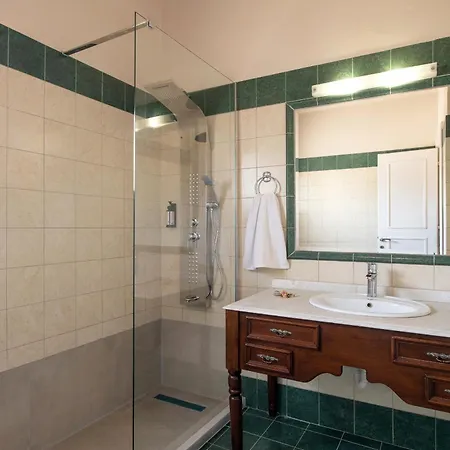 Villa Xanthe - Charming Holiday Villa With Private Heatable Pool In Kassiopi קאסיופי