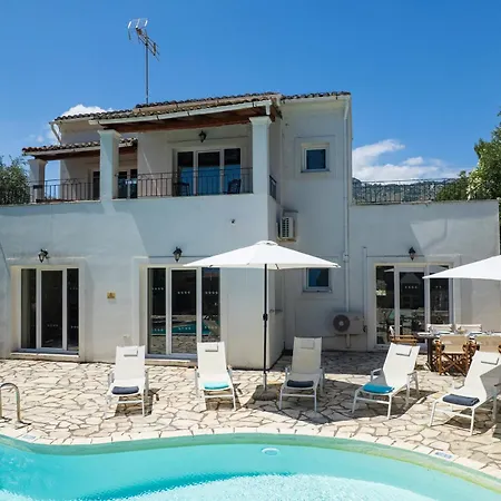 וילה Villa Xanthe - Charming Holiday Villa With Private Heatable Pool In Kassiopi קאסיופי