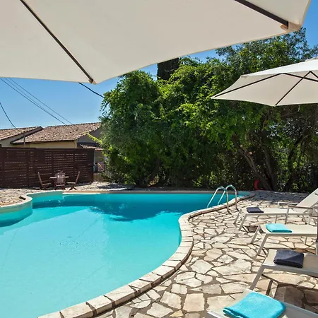 Villa Xanthe - Charming Holiday Villa With Private Heatable Pool In Kassiopi * קאסיופי