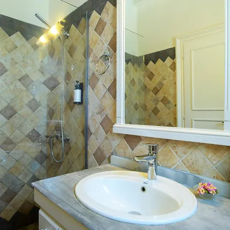 Villa Xanthe - Charming Holiday Villa With Private Heatable Pool In Kassiopi קאסיופי