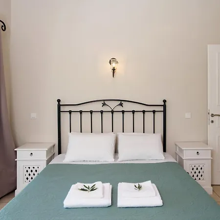 Villa Xanthe - Charming Holiday Villa With Private Heatable Pool In Kassiopi * קאסיופי